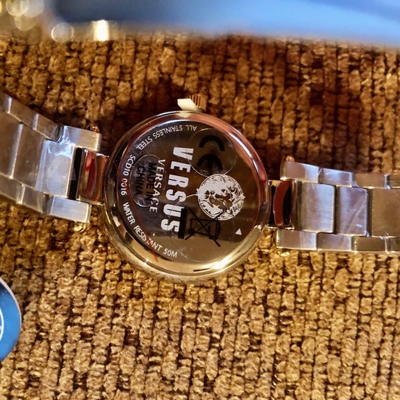 Versace women’s watch BRAND NEW - Picture 4 of 7